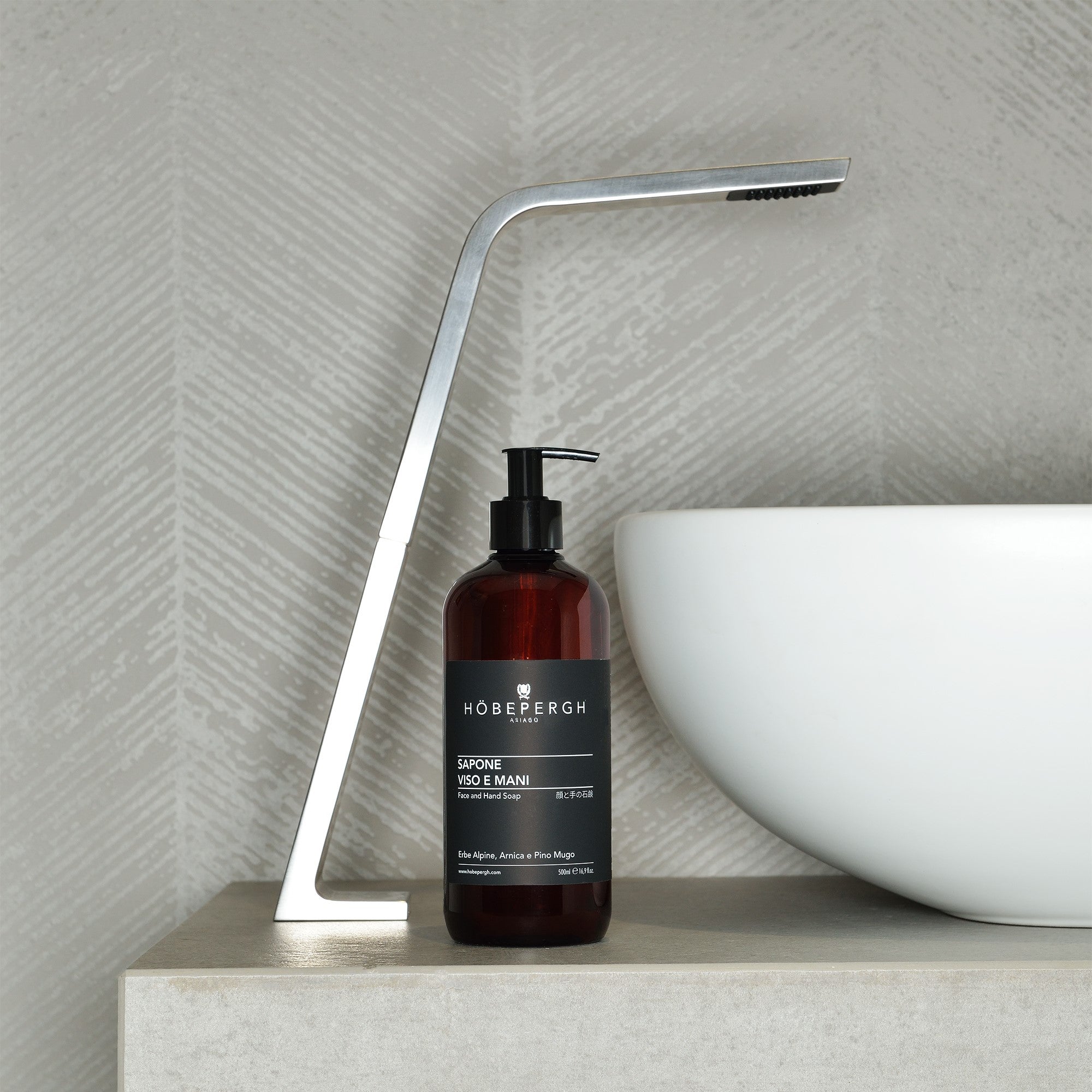 FACE AND HAND SOAP